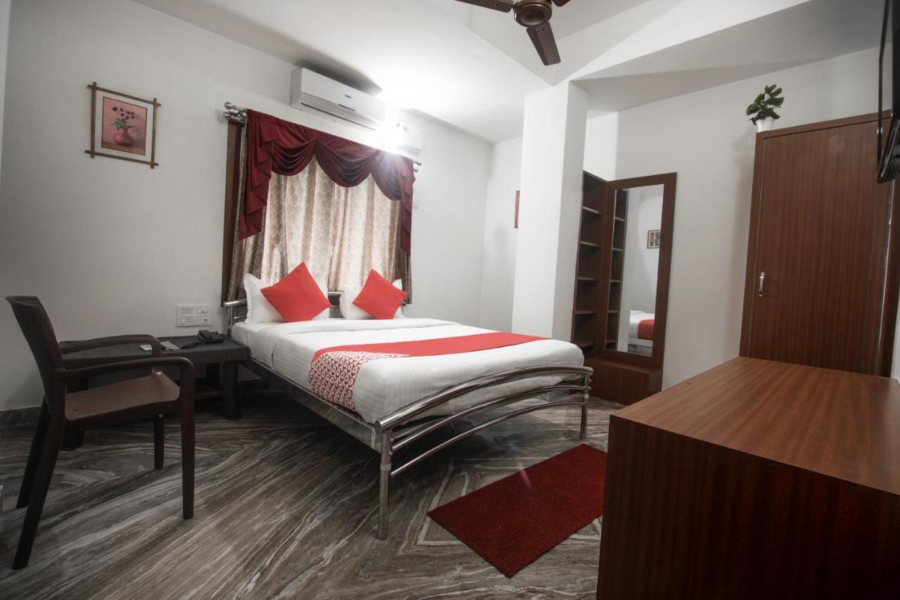 Oyo 14431 Sai Nivas Hotel Guwahati Exterior foto